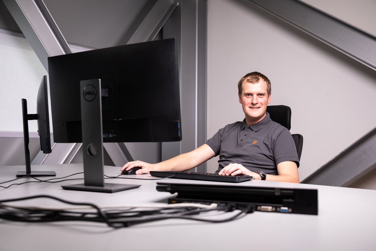 schinko-karriere-fachkraft-it-technikerin
