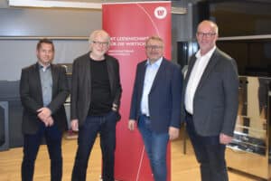 Empfang des Wirtschaftsbundes: Schinko GF Gerhard Lengauer, Schinko Gründer Michael Schinko, WB-Bezirksobmann Christian Naderer und Mag. Stefan Anzinger (market Meinungsforschung)